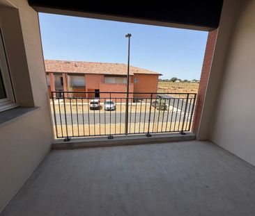location Appartement T2 DE 47m² À CASTELGINEST - Photo 4
