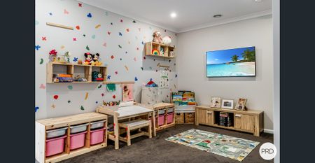 QUALITY FAMILY HOME! - Photo 2