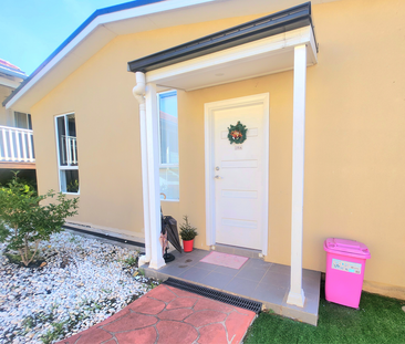 Unit B, 135 Pennant Hills Road, Carlingford, NSW - Photo 1