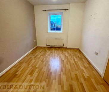 4 bedroom end of terrace house to rent - Photo 5