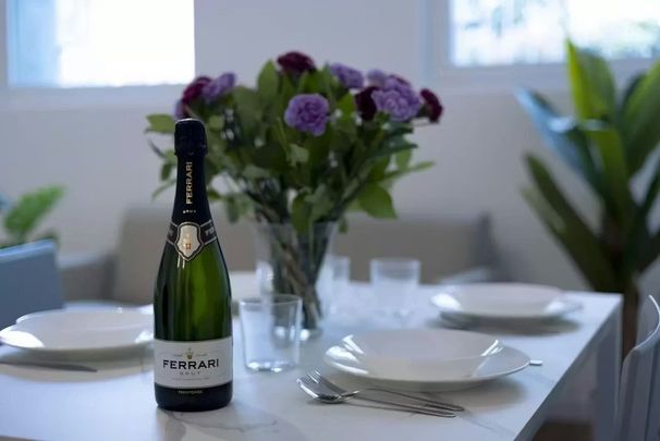 Via Uberto Visconti di Modrone, Milan, Lombardy 20122 - Photo 1