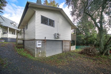 Peaceful One-Bedroom in the Heart of Huapai - Photo 5