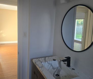 For Lease - 73 Adeline Avenue, New Tecumseth, Ontario - Photo 2