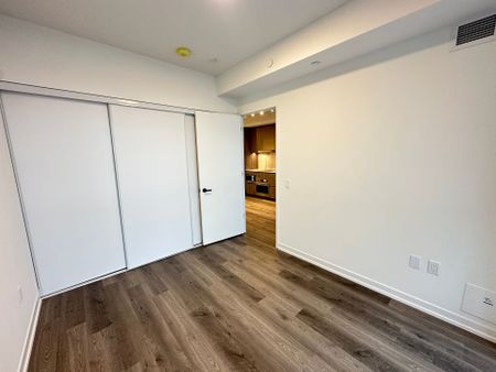 For Lease - 8 Interchange Way Unit# 1011, Vaughan, Ontario - Photo 4