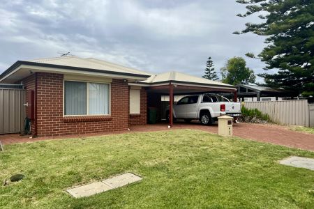 1 Ecclestone Street, South Bunbury. - Photo 5