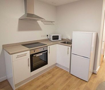 Studio to rent - Photo 6