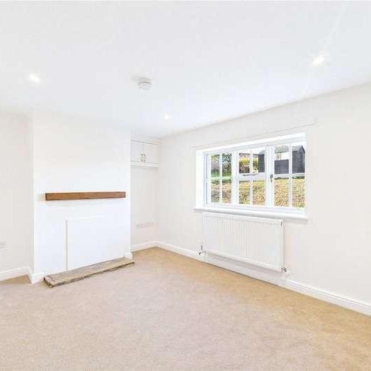 Farm Lane, Mortimer West End, Reading, Hampshire, RG7 - Photo 1