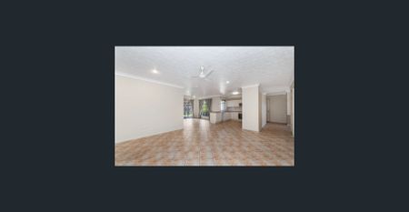 "A Treat on Trembath Street – 3x bedroom Kirwan home" - Photo 3