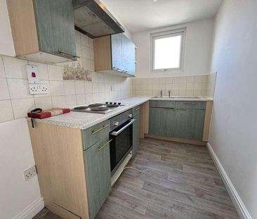 Lytham Road, Blackpool, FY4 - Photo 4