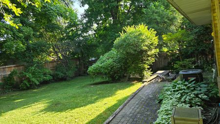 For Lease - 11 Northolt Court, Toronto, Ontario - Photo 4