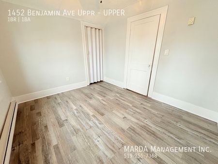 COZY 1-BEDROOM/1-BATH UPPER UNIT + HYDRO&GAS - Photo 2