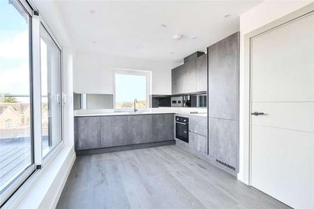 West Byfleet, Surrey, KT14 - Photo 5