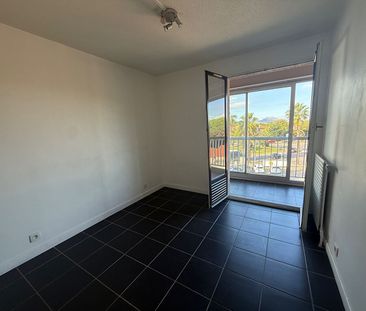 Appartement T2 FREJUS à louer - Photo 2