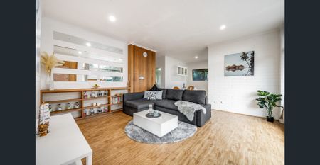 Convenient, Lock-up and Leave Lifestyle. - Photo 2