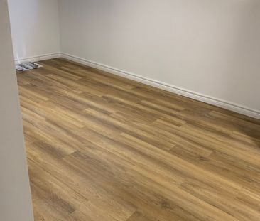 For Lease - 324 Lawrence Avenue, Toronto, Ontario - Photo 2