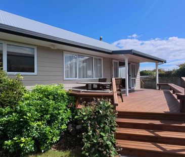 Premium Address - Top Quality Property - Fully Furnished - Photo 4