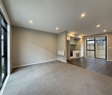 Modern 2 bedroom Townhouse - Hutt Central - Photo 1