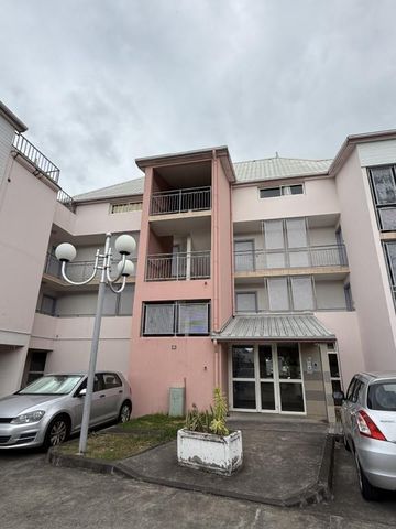 Location Appartement 4 pièces 79m² LA POSSESSION 97419 - Photo 5