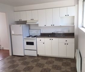 2 1/2 - Metro Concorde - Photo 1