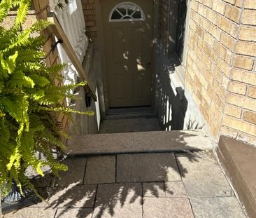 For Lease - 1112 Hawthorne Court Unit# Bsmt, Mississauga, Ontario - Photo 5