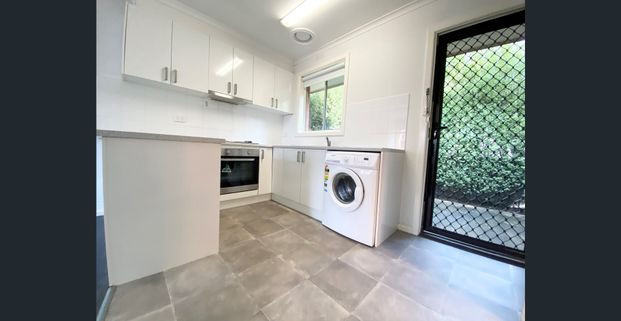 Prime Location: Delightful 1-Bedroom Retreat - Photo 1