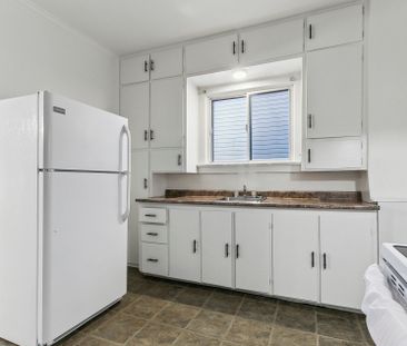 For Lease - 279 Cedarvale Avenue Unit# Upper, Toronto, Ontario - Photo 3