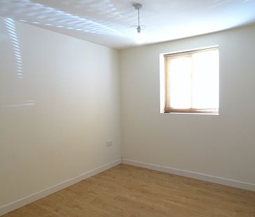 1 Bed Apartment - Photo 5