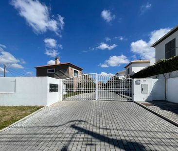 Sesimbra (Castelo), Setúbal Municipality - Photo 1