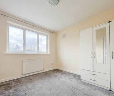 3 Bed Semi-Detached House, Smalldale Road, B42 - Photo 4