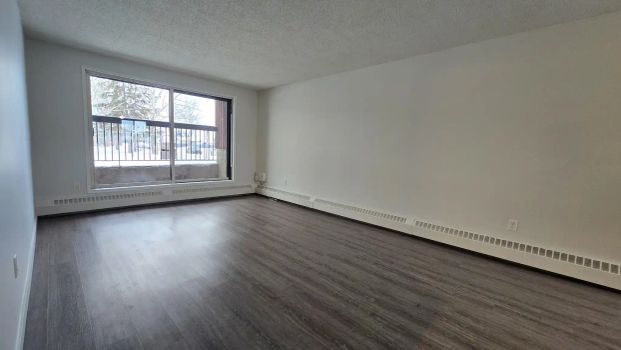 Lorelei House — 2 Bedroom - Photo 1
