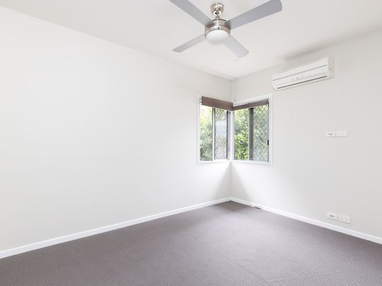 76 Main Avenue, Wavell Heights QLD 4012 - House For Rent | Domain - Photo 1