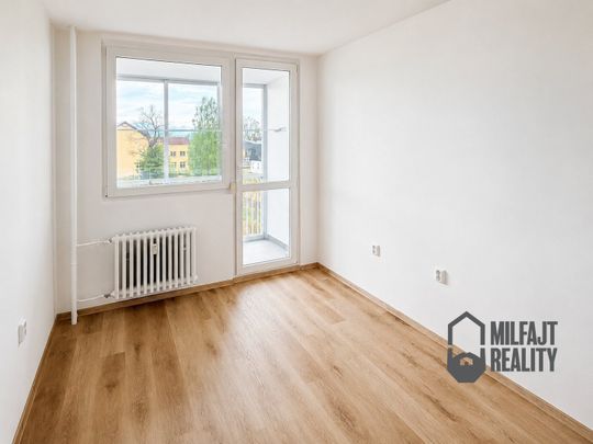 Pronájem bytu 2+kk 42 m² - Fotografie 1