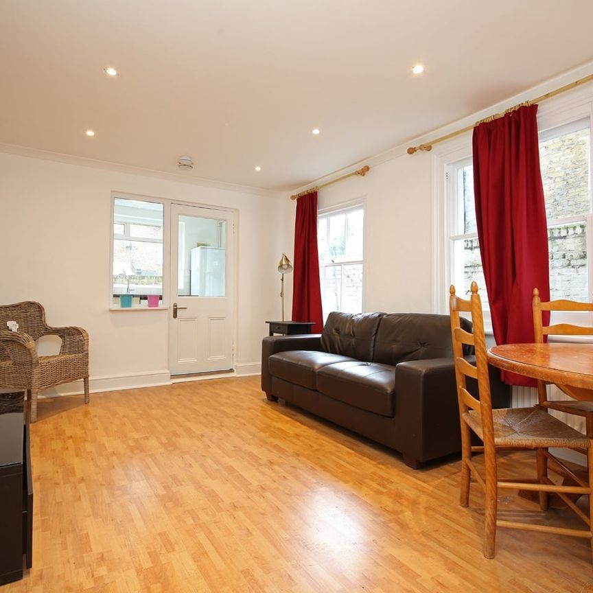 2 Bed Flat, Mayflower Road, SW9 - Photo 1