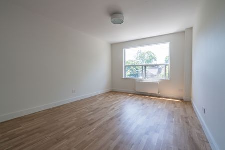 111 Lawton Boulevard - Photo 4