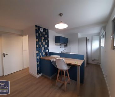 Location Appartement 1 pièce 25m² CHANGE 53810 - Photo 4