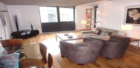 Luxury 3 bed 2 bath within a private modern development mins to ucl, euston - Photo 2