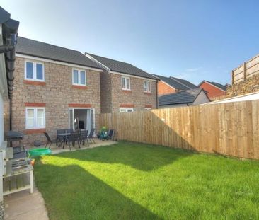 3 bedroom detached house to rent - Photo 3