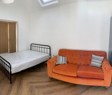 1 bedroom house to rent - Photo 2