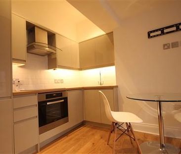 Studio to rent - Photo 3