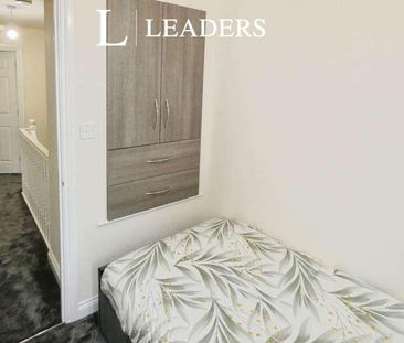 Doncaster Road, Langold, Worksop, Nottinghamshire, S81 - Photo 5