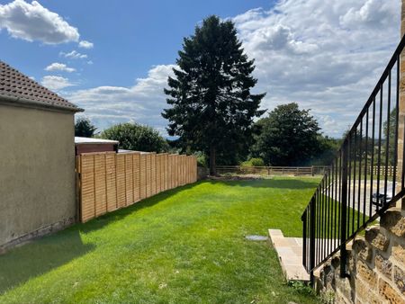 2 bedroom detached house to rent - Photo 3