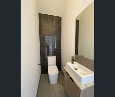 INSPECT Saturday 15 November 4.00-4.15pm - Photo 3