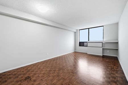 For Lease - 2350 Dundas Street Unit# 1910A, Toronto, Ontario - Photo 5