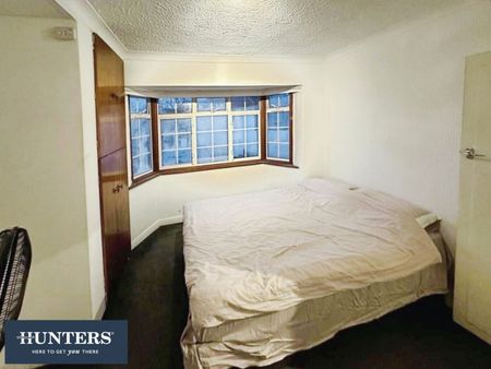 3 bedroom House To Let - Photo 4