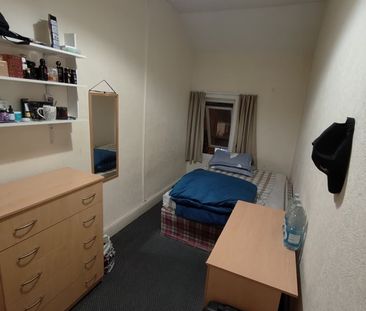 Room in a Shared Flat, Bristol Road, B29 - Photo 3