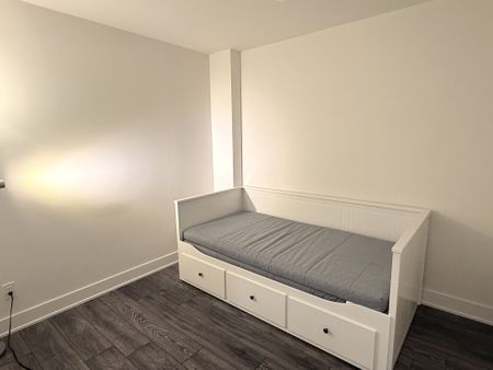 For Lease - 188 Fairview Mall Drive Unit# 321, Toronto, Ontario - Photo 2