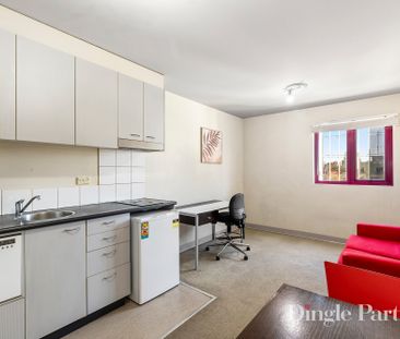 909/528 Swanston Street, Carlton VIC 3053 - Apartment For Rent | Do... - Photo 2