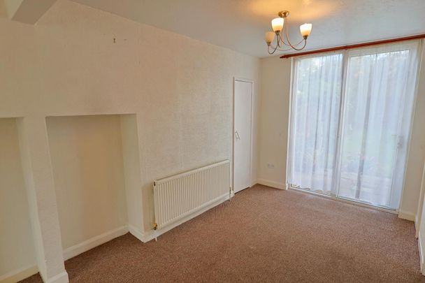 Herrick Road, Coventry - 3 Bedroom Semi, Poet's Corner - Photo 1