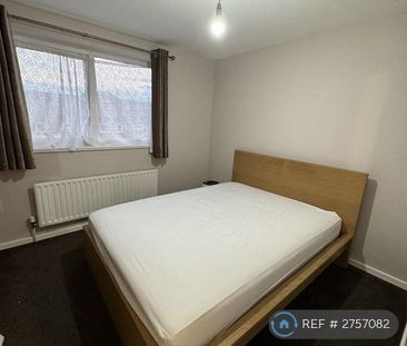 2 bedroom semi-detached house to rent - Photo 3