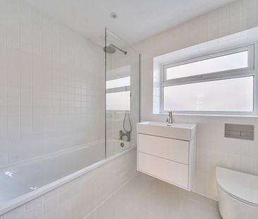 Albert Road, London, SE25 - Photo 6